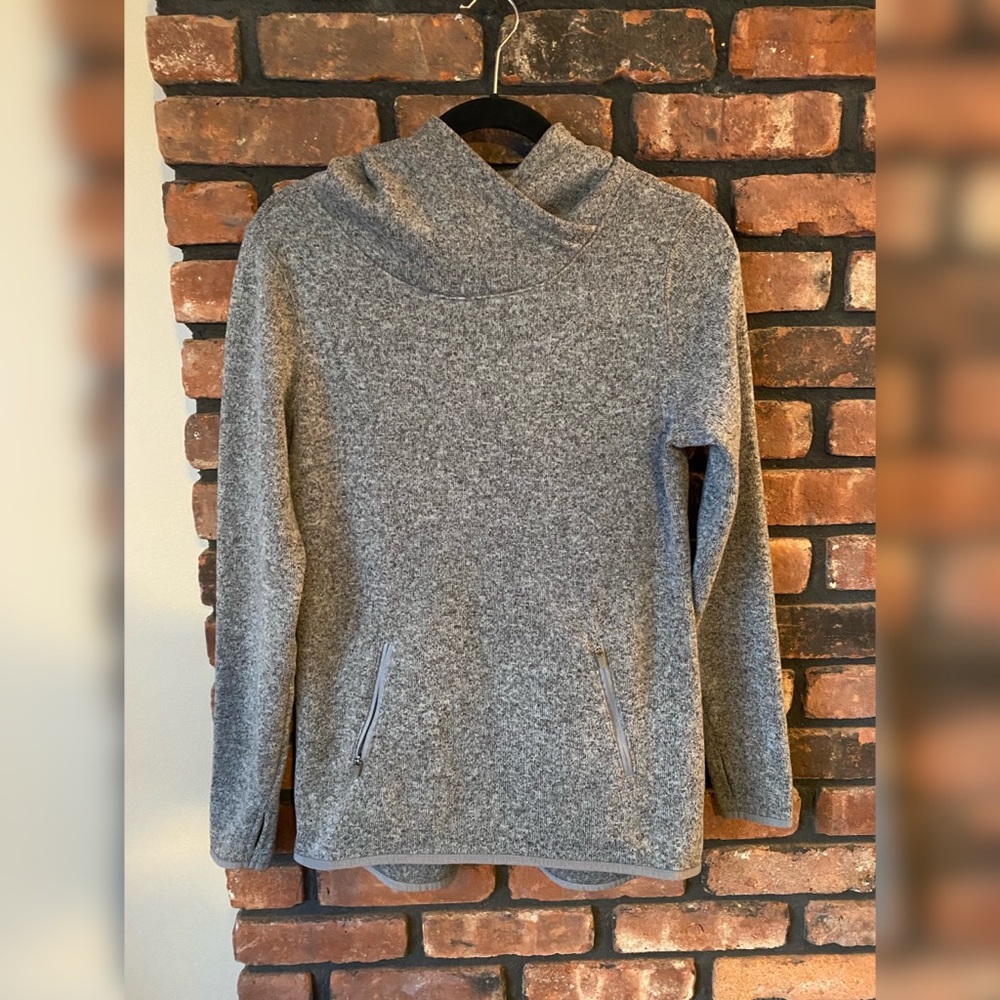 Old Navy Active Hoodie